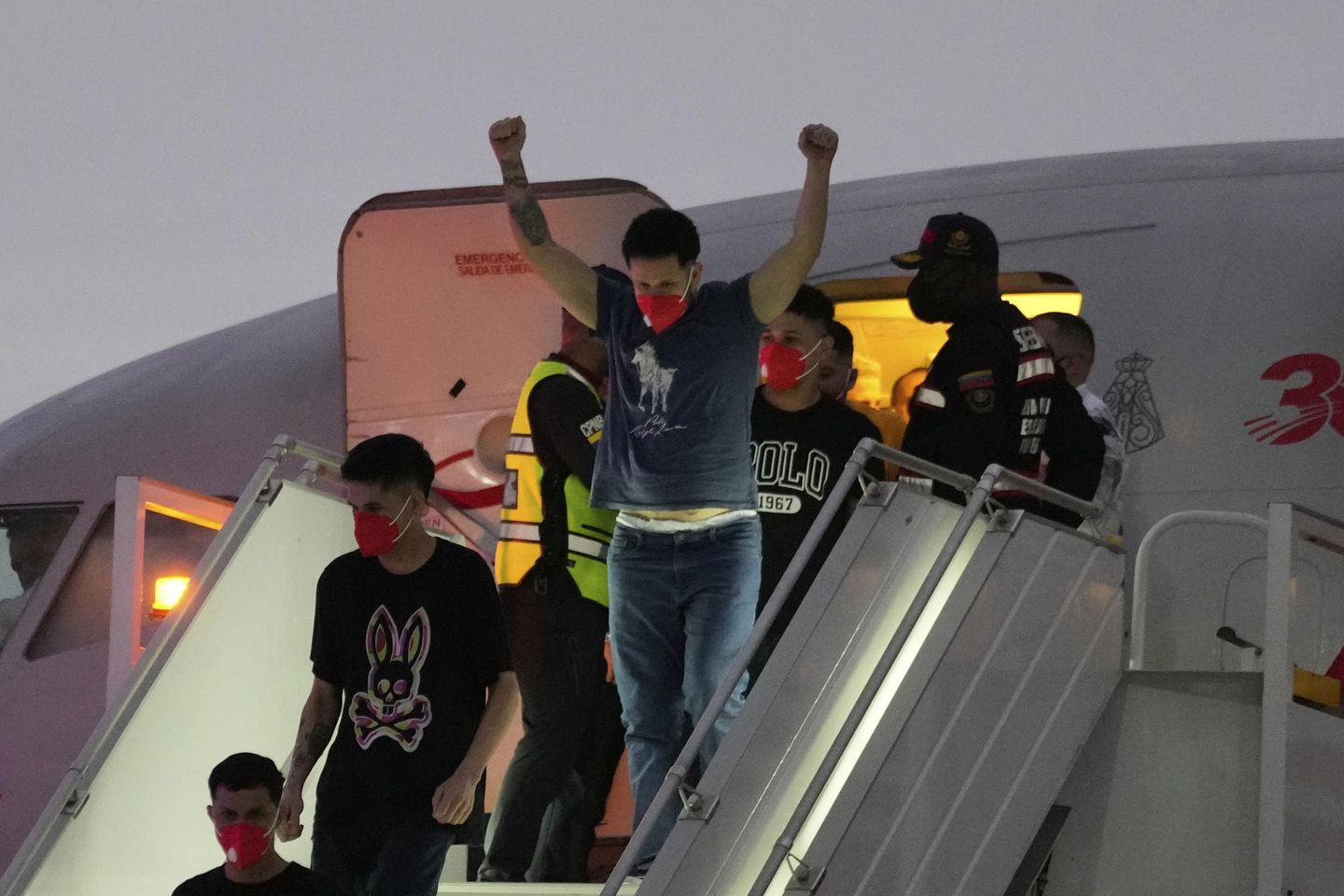 Migrant Alleges Beating by Guards in El Salvador Prison After Trump-Era Transfer